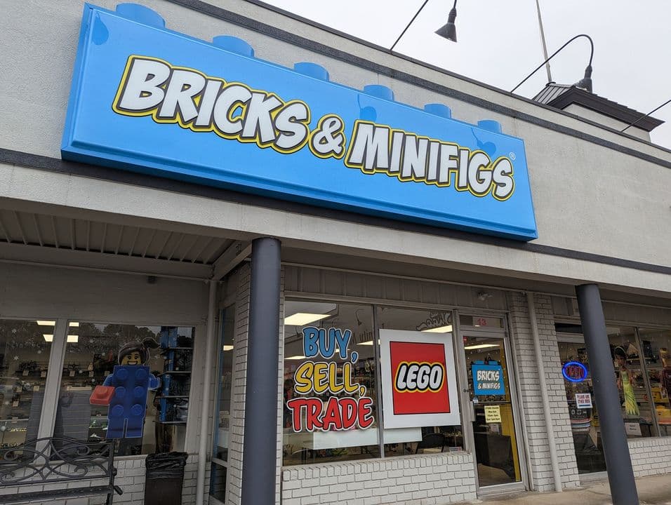 Bricks and Minifigs Huntsville