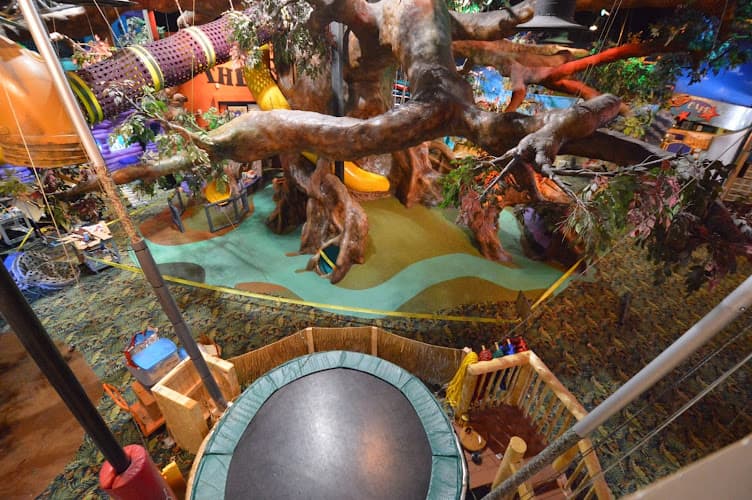 Makutu's Island — photo 1 of 2