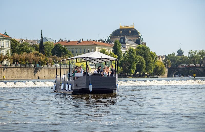 VIP Beer Boat Prague