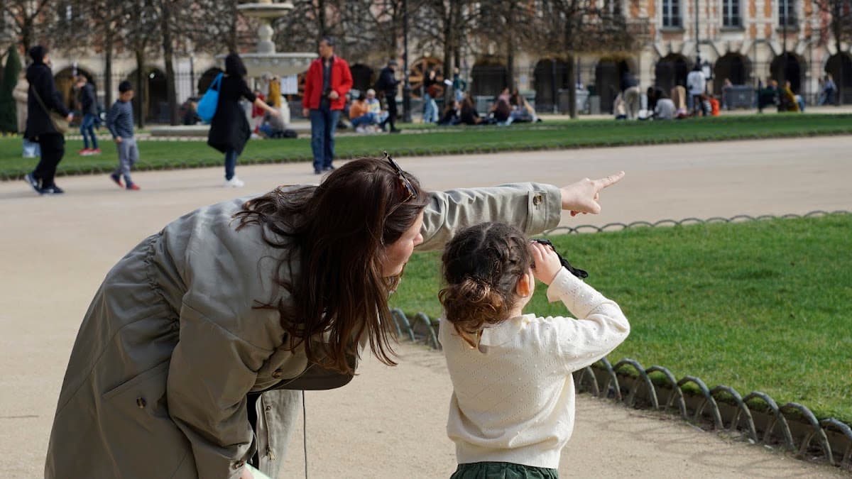 Family Tour Paris