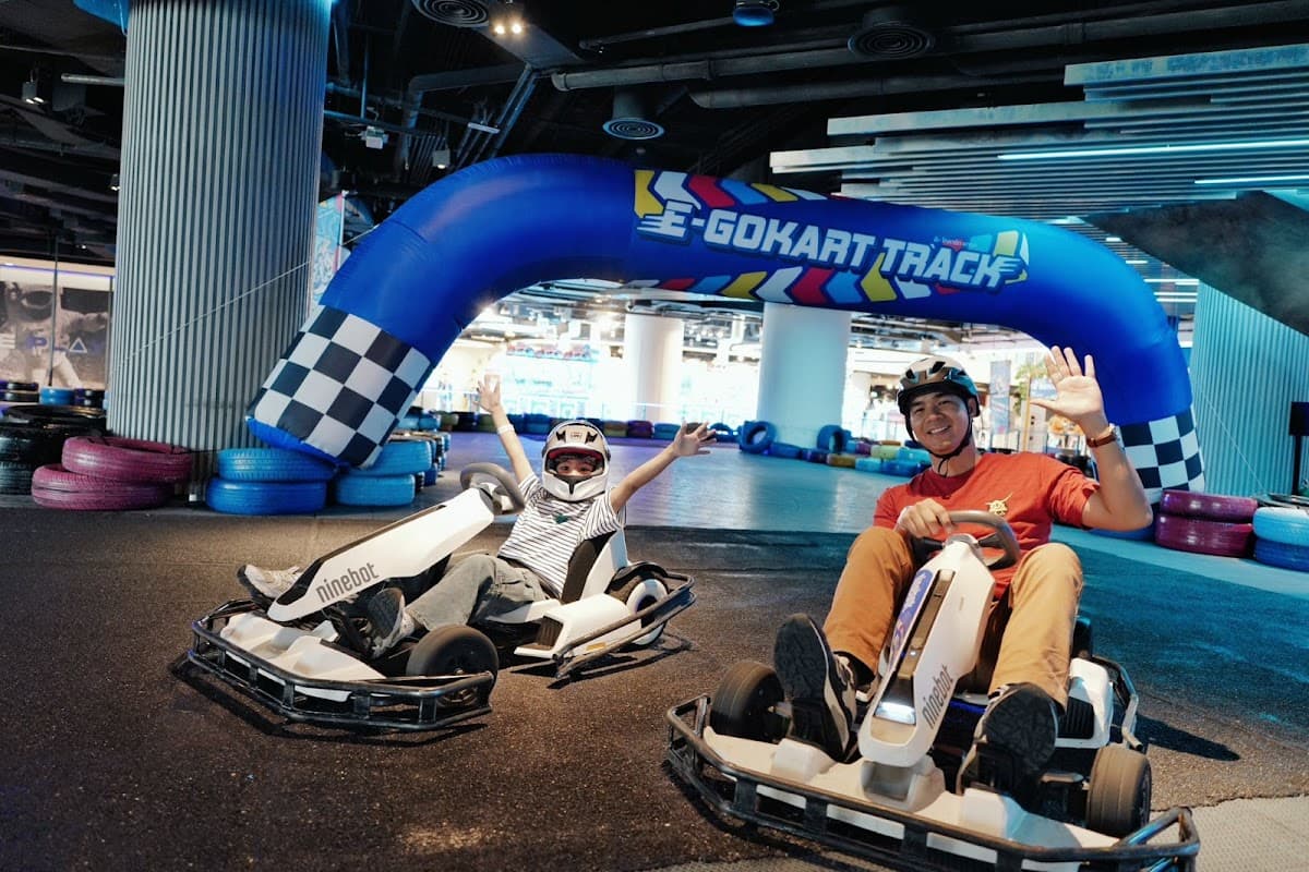 Playerbox at Siam Discovery (Indoor E-Gokart Track, Game Arcade, Digger Land)