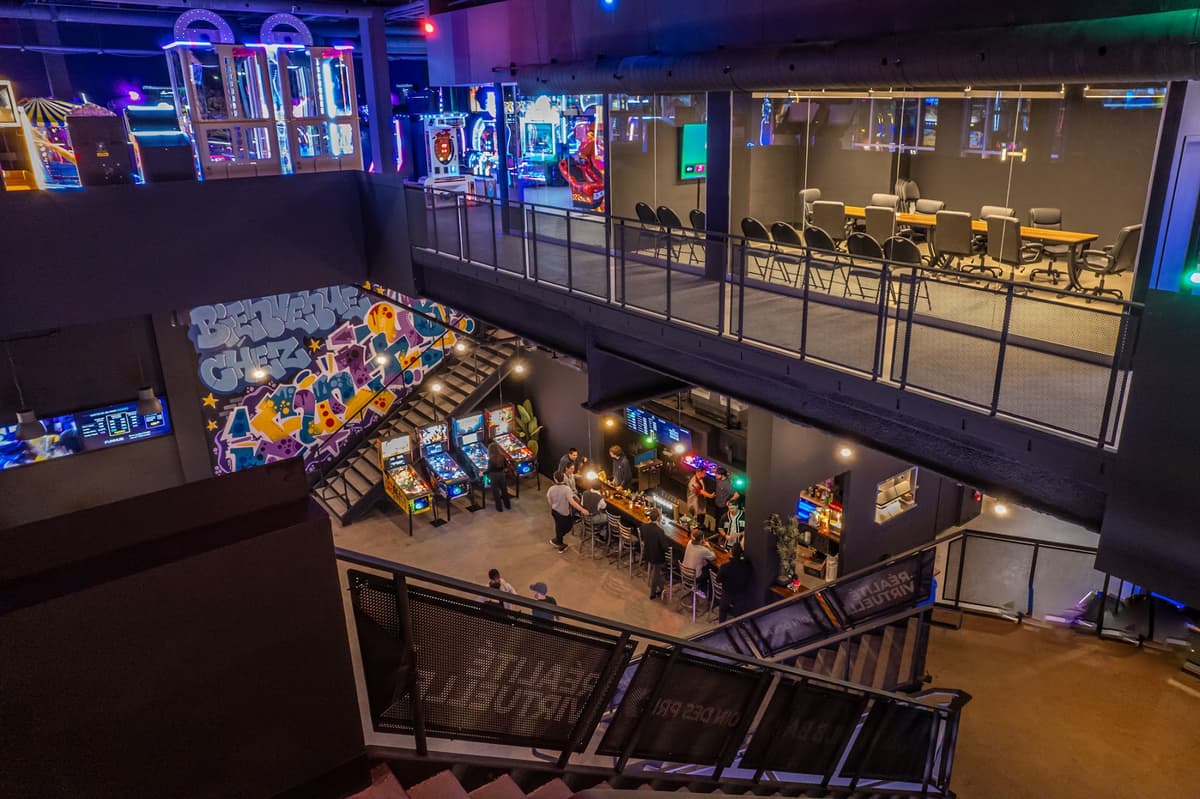 FUNHUB Montreal (Centre-ville)