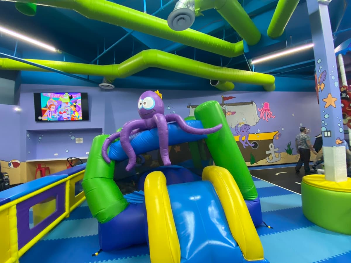 Wally Wombats | Indoor Playground & Events Center - Rainbow — photo 1 of 1