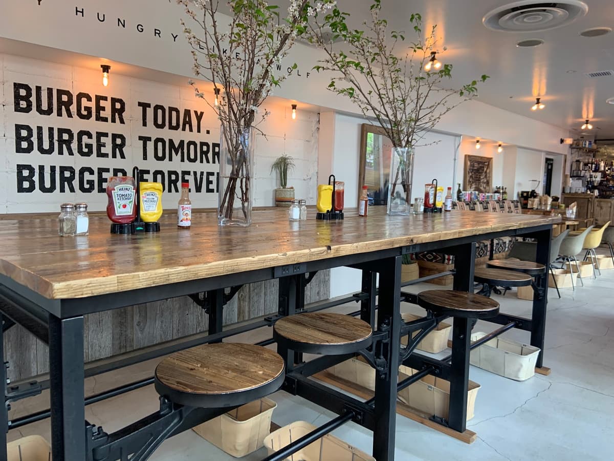 SHE WOLF DINER — photo 1 of 1