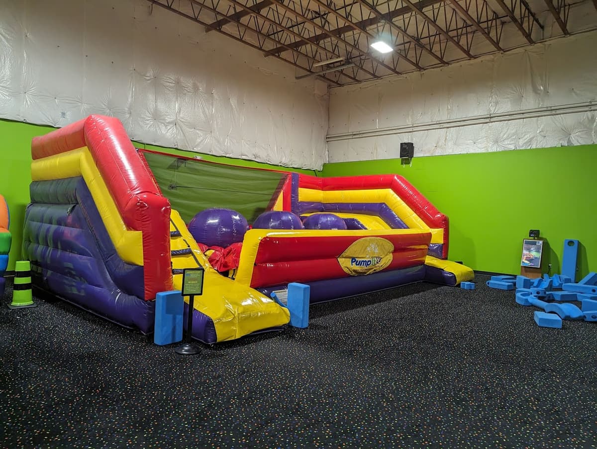Pump It Up Kirkland Kids Birthdays and More — photo 1 of 1