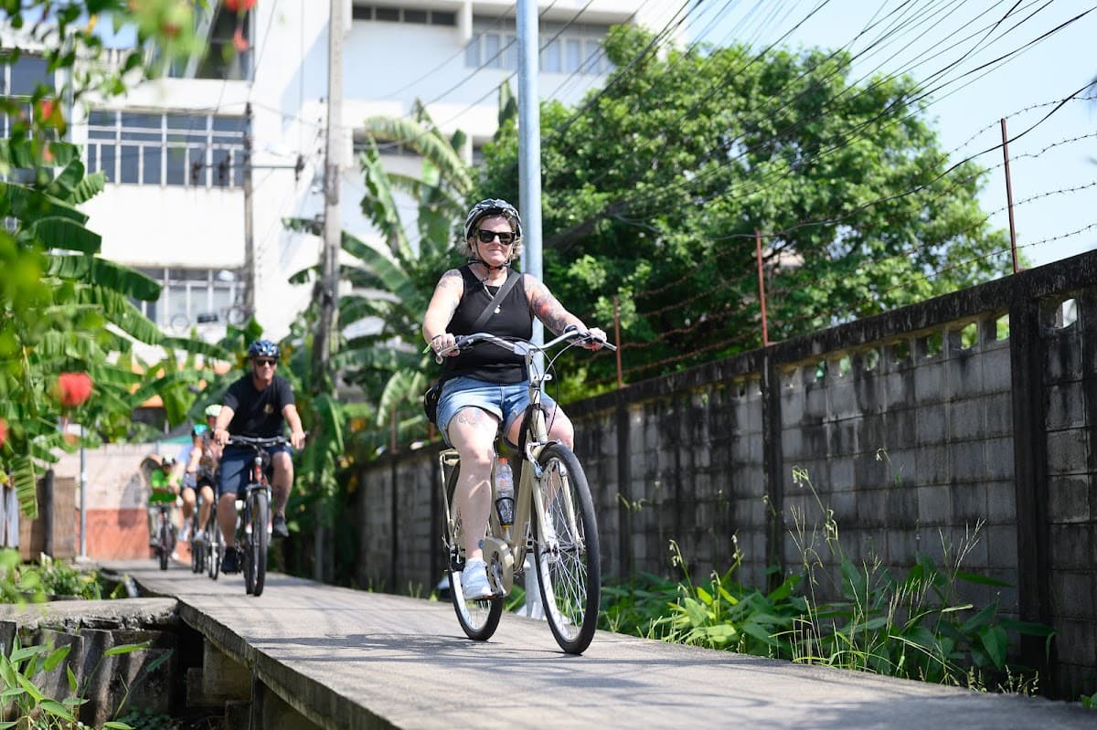 Jamming Thailand Bangkok - Bike, E-Scooter & Walking Tours