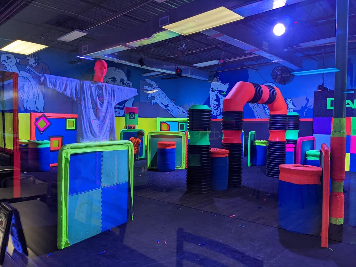 Dart'em Up — photo 1 of 1