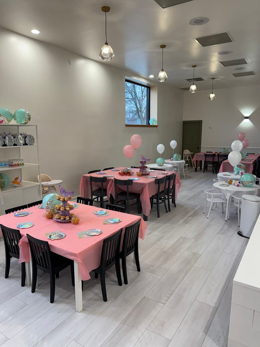 Taxi and Tide Imaginative Play Space